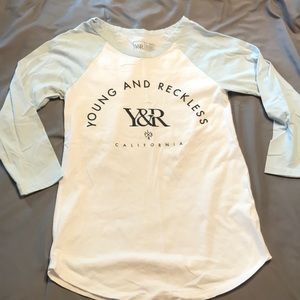 Y&R 3/4 sleeve shirt - worn once - great condition